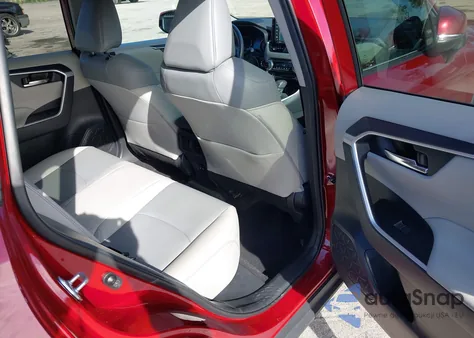 2020 Toyota Rav4 Xle Premium from USA, damaged, VIN 2T3C1RFV3LC081692